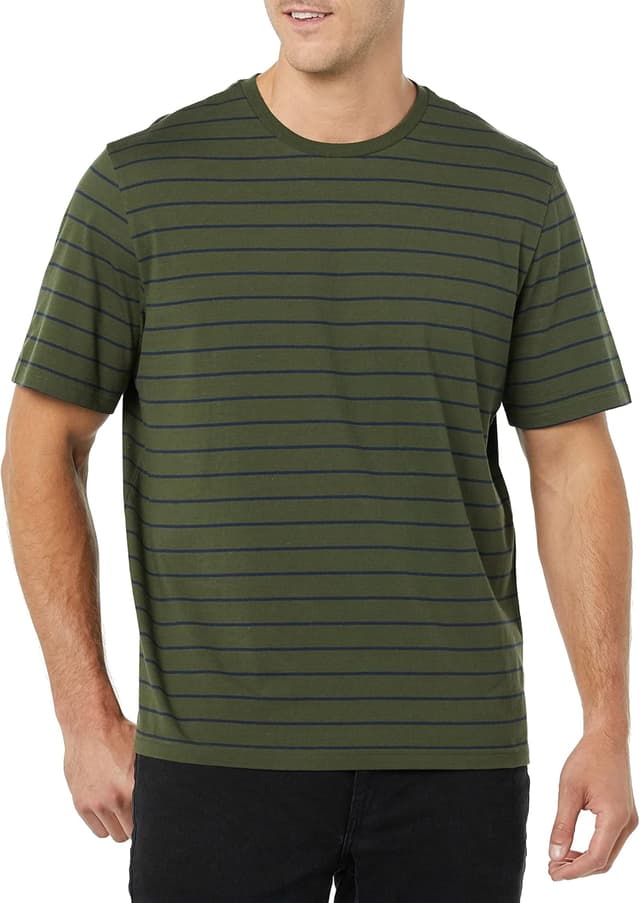 Detalle de Amazon Essentials Men’s Short-Sleeve Crewneck T-Shirt (Lightweight Cotton Jersey)