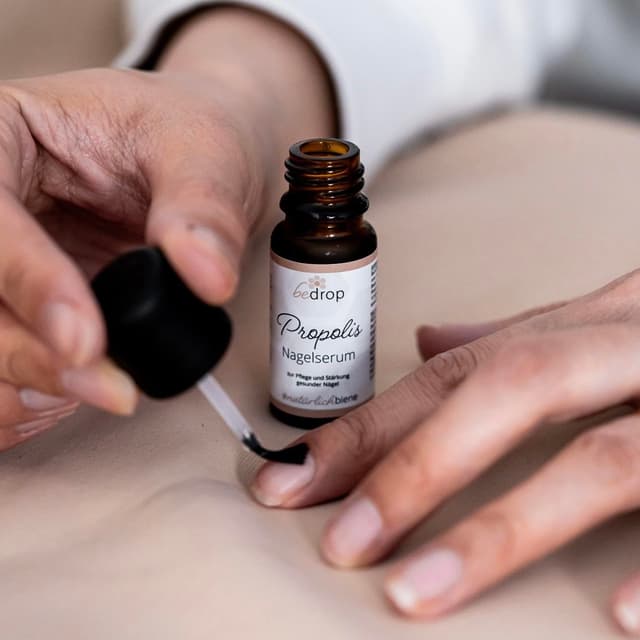 Thumbnail 6 de bedrop Propolis Nagelserum 10 ml Nagelöl zur Pflege 💅
