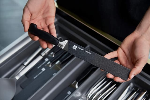 Thumbnail 3 de Zwilling Funda de Cuchillo, Protección Elegante 🗡