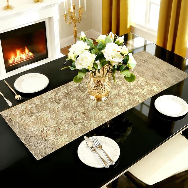 Detalle de FAVE goldener Tischläufer (90 cm) aus hitzebeständigem Vinyl mit Lochmuster-Dekor – für Hochzeit, Party & Deko