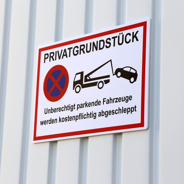 Thumbnail 6 de 2x Privatgrundstück-Schild „unberechtigt parkende Fahrzeuge werden kostenpflichtig abgeschleppt“ (20 x 30 cm, PVC-Hartschaum, UV-Schutz) von STROBO