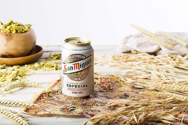 Detalle 2 de San Miguel Especial Lager 24 Latas x 33cl 🍺 Sabor Refrescante