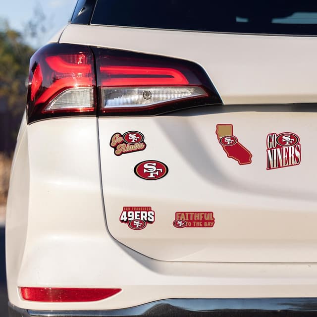 Detalle 2 de Rico Industries NFL Football 6-Piece Decal Set (vinyl peel-and-stick)