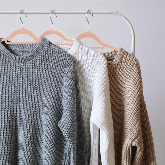 Thumbnail 5 de Utopia Home Perchas de Terciopelo para Trajes 💼, Paquete 50