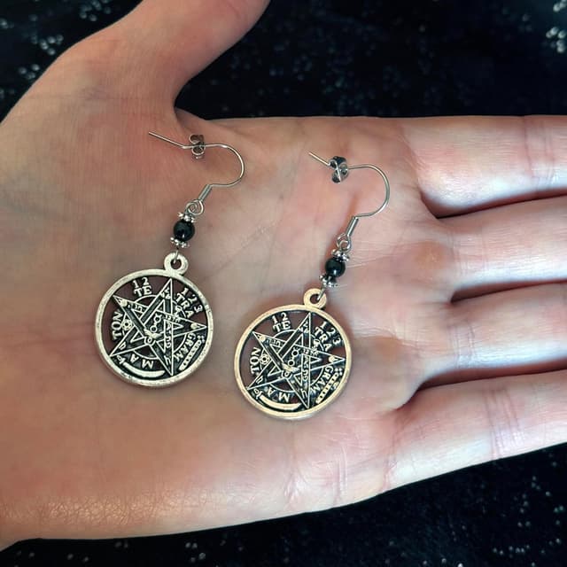 Thumbnail 2 de SIMBOLIKS Tetragrammaton Pendientes Ónix Gancho