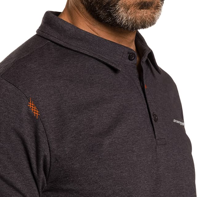 Detalle de Trangoworld Polo de hombre Finu Trangoworld para boulder, escalada y uso urbano