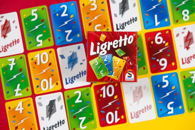 Detalle 2 de Schmidt Ligretto Red gioco di carte 160 carte