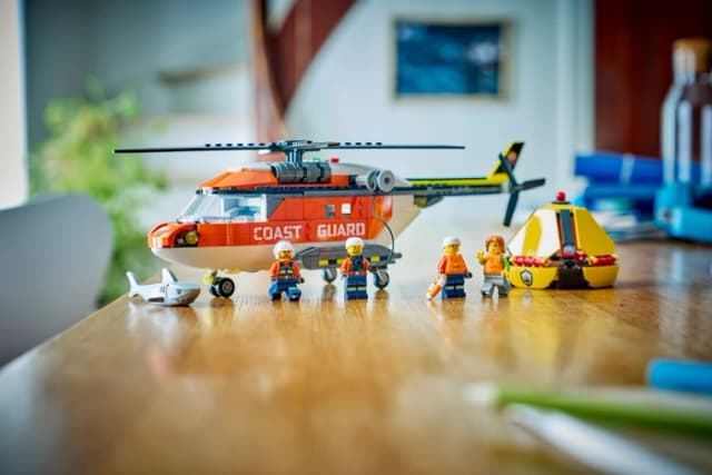 Detalle de LEGO City Hubschrauber 60503 mit Seilwinde
