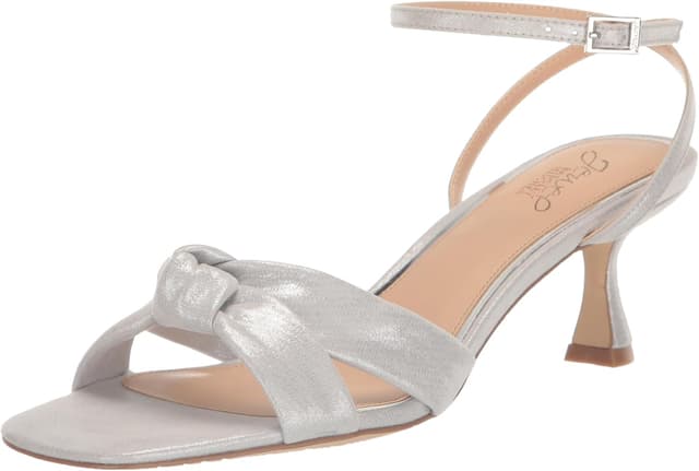 Detalle de Jewel Badgley Mischka Valerie kitten heels ðŸ‘