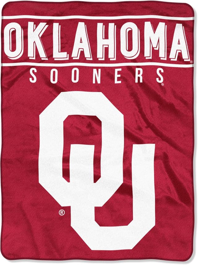 Detalle 2 de Officially Licensed NCAA “Basic” Plush Raschel Throw Blanket, 60" x 80" (Multi Color)