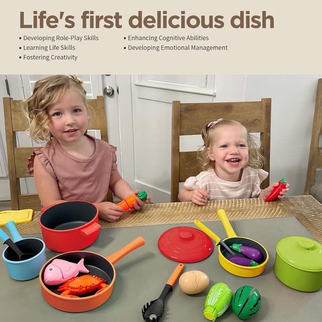 Detalle de GILOBABY Kids Toy Kitchen Accessories complete playset with play food (pots, pans, utensils, cutting board)