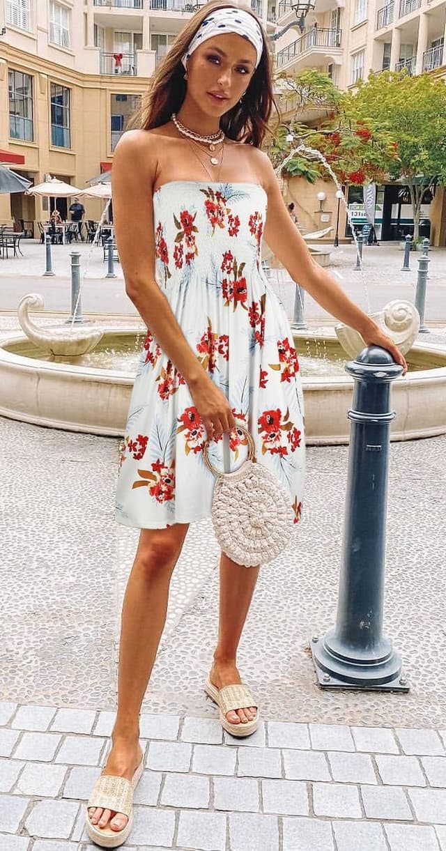 Detalle 2 de Gosunny Damen Sommerkleid schulterfrei ärmellos (Bandeau) – Strand- & Freizeitkleid mit floralem Hawaii-Print