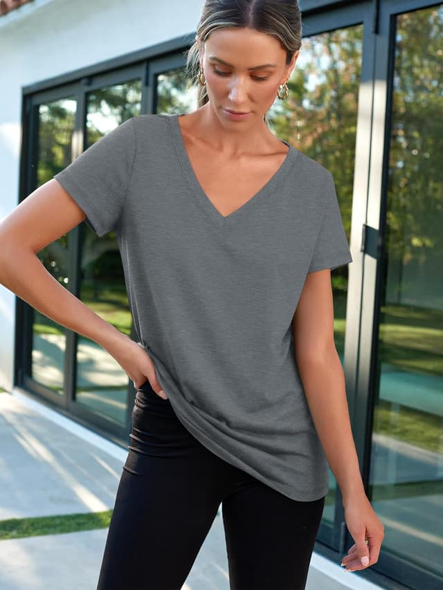 Detalle 2 de AUTOMET T-Shirts V Neck Short Sleeve 2026