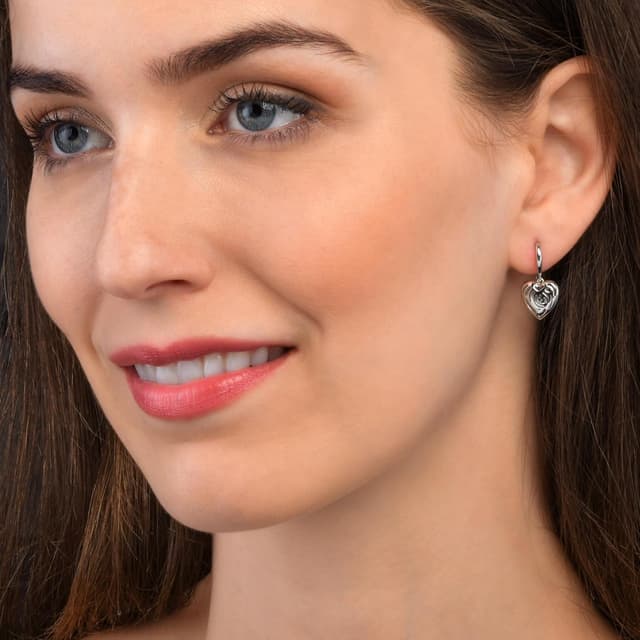 Detalle de Diamante Treats orecchini pendenti a cuore in argento 925 rodiato