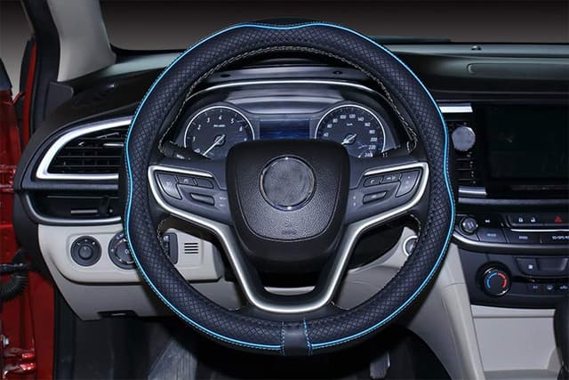 Detalle 2 de 19-inch microfibre leather steering wheel cover for big trucks (Black & Blue)