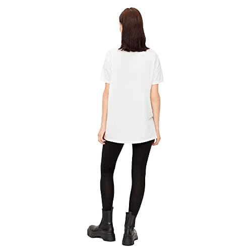 Detalle 2 de Pieces - Estilo y Comodidad en Cada Prenda