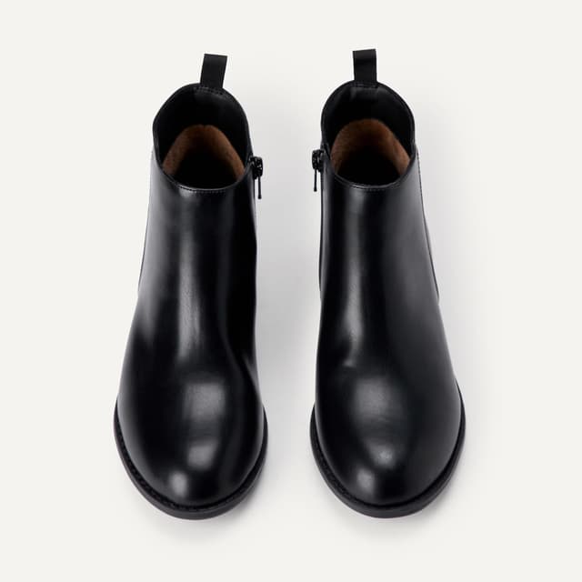 Detalle 2 de Amazon Essentials Mädchen-Stiefeletten mit seitlichem Reißverschluss – komfortabel fürs tägliche Laufen