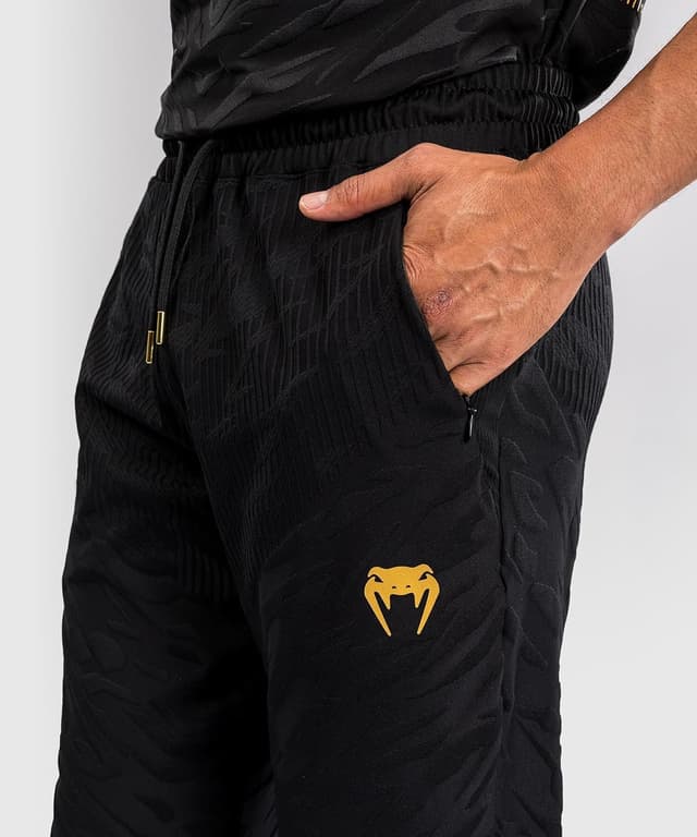 Detalle de Venum Men’s Authentic UFC Fusion Fight Night Walkout Pants