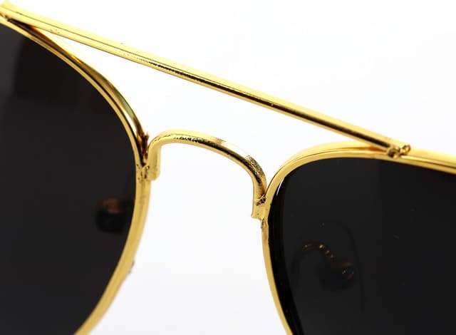 Detalle 2 de I Love Fancy Dress Mr Worldwide Adult Accessory Set with Smooth Skull Cap, Sunglasses & Black Soul Patch