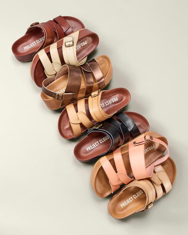 Detalle de Proud Project Cloud Platform Sandals — Strappy Wedges 👡