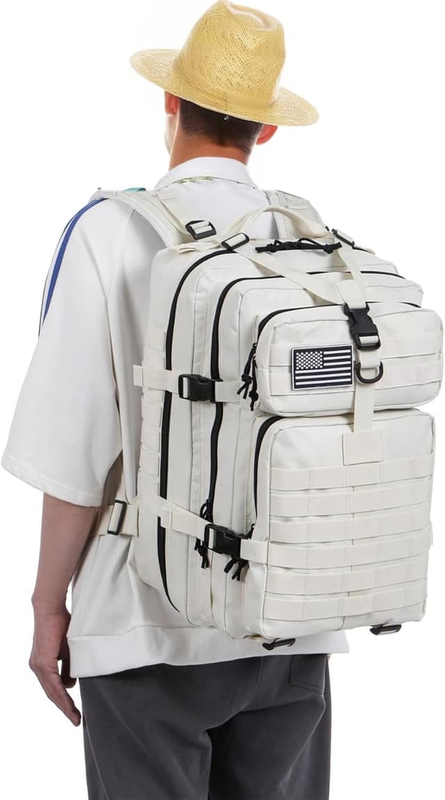 Detalle de GUJOIN 50‑Liter Jagd-/Angelnrucksack aus Nylon mit wasserdichtem Futter