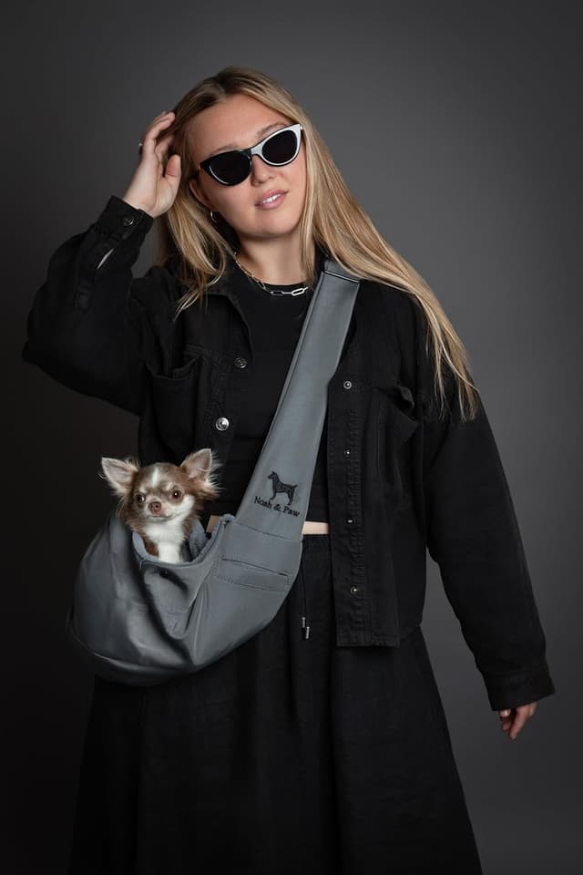 Thumbnail 6 de Noah & Paw dog sling carrier (3–10lb) with adjustable padded strap, lined twill and double safety