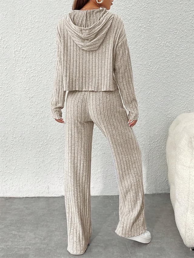 Detalle de SotRong ribbed loungewear co-ord set