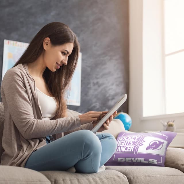 Detalle 2 de Northwest NHL Unisex-Adult 18x18 Decorative Pillow