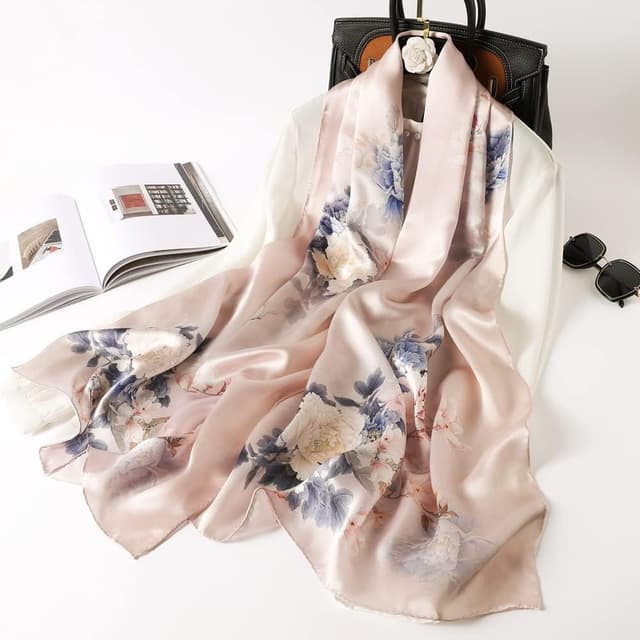 Thumbnail 5 de STORY OF SHANGHAI Foulard en soie đ§Ł