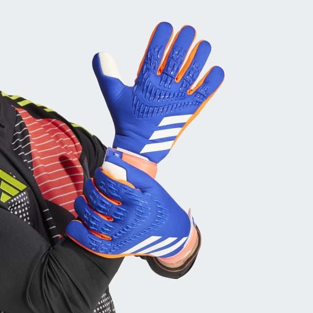 Detalle 2 de adidas Predator League guantes portero 80% palma URG 3,0