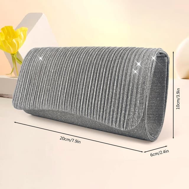 Detalle 2 de Gosyfeti Women’s Clutch Evening Bag with Detachable Chain Strap in Shiny Silver