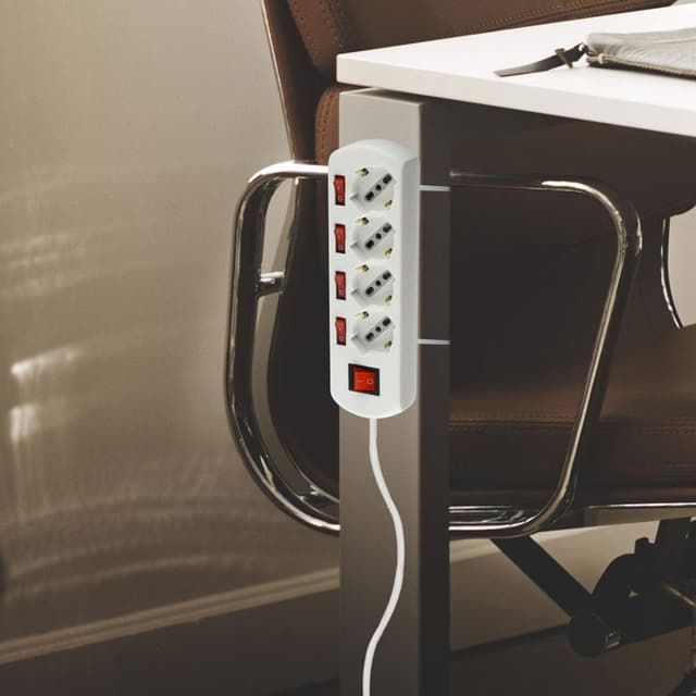 Detalle de Electraline 62058 multipresa 4 posti