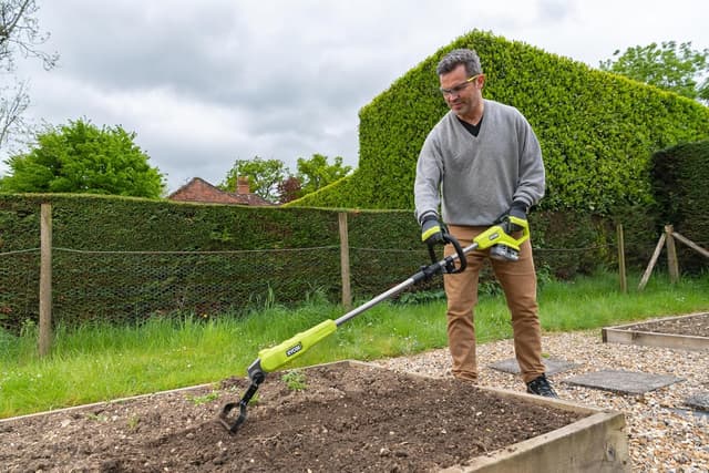 Detalle de Ryobi RY18GHA-0 18V ONE+ Cordless Garden Hoe (Bare Tool)