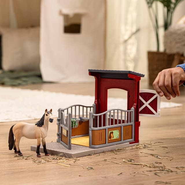 Detalle 2 de Schleich 42724 Coffret Farm World : box avec jument Mustang (dès 3 ans), 19 pièces