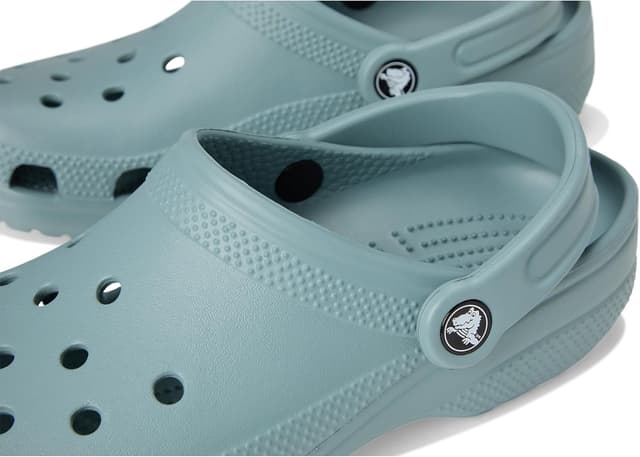 Detalle de Crocs Unisex Kids Classic Clog KClogs – easy everyday clogs for beach days