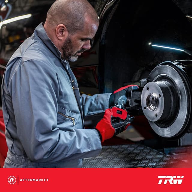 Detalle 1 de TRW GDB1814 : kit de 4 plaquettes de frein avec contact d’usure (essieu avant, Audi A4 B8)