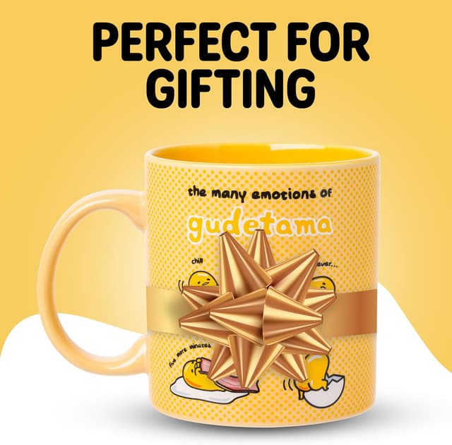 Detalle de Silver Buffalo Sanrio Gudetama “The Many Emotions of Gudetama” Ceramic Mug (20 Ounces)