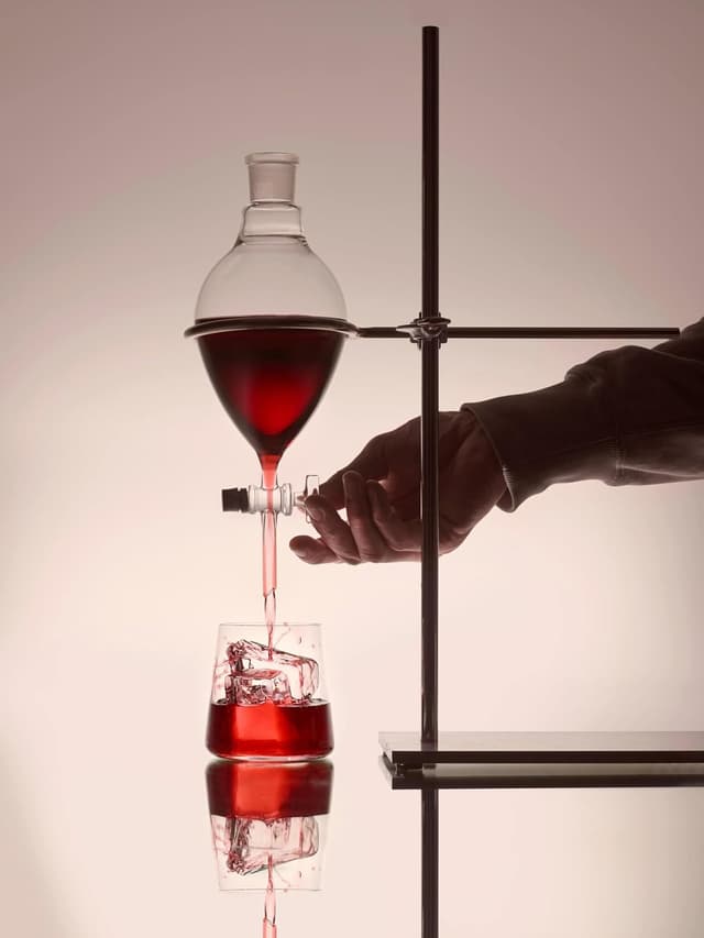 Thumbnail 6 de The Illusionist Distillery Alc. Free 500 ml