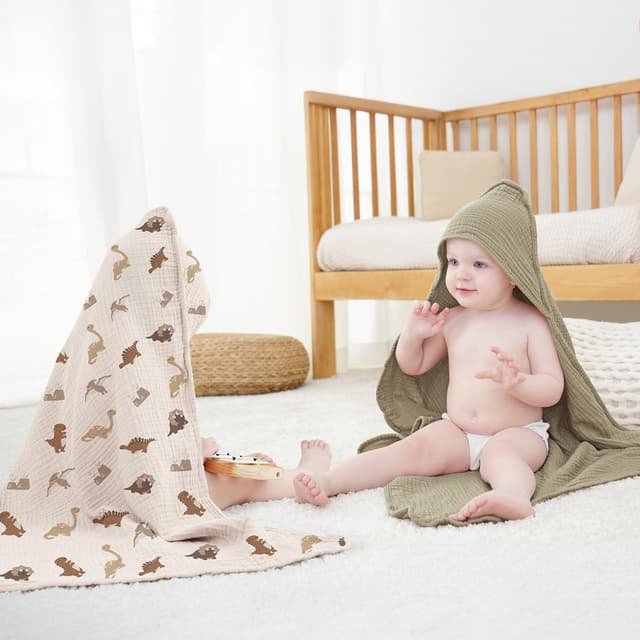 Detalle 2 de Susurration Baby Handtuch mit Kapuze (4-lagig, Musselin-Baumwolle) – 2er-Set mit Dinosaurier-Motiv