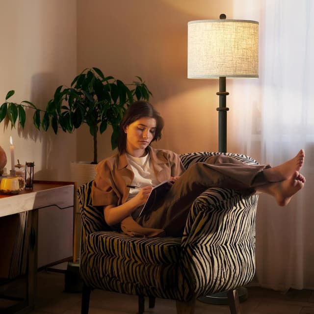 Detalle 2 de EJIAXIN 60" Resin Farmhouse Floor Lamp with Adjustable Color Temperatures (Black, Linen Shade)