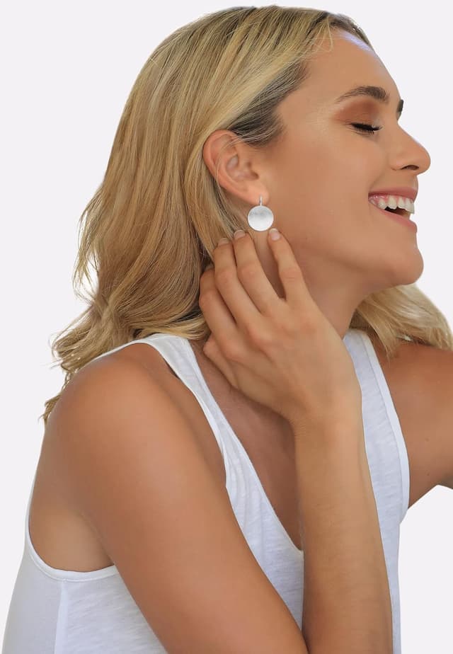 Detalle de Nenalina Ohrringe Silber 925 Damen Ohrhänger mit Kreis (gebürstet), 21 mm