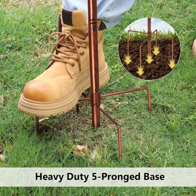 Detalle de Newthinking 40-inch freestanding metal bird bath with 5-pronged base and vintage-style relief bowl