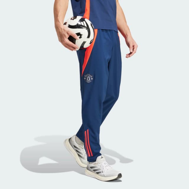 Thumbnail 2 de Pantalón Manchester United Tiro 24