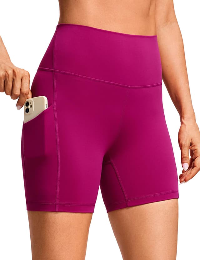 Detalle de CRZ YOGA Butterluxe Short de motard femme 13 cm à taille haute, poches latérales – Magenta pourpre (taille 46)