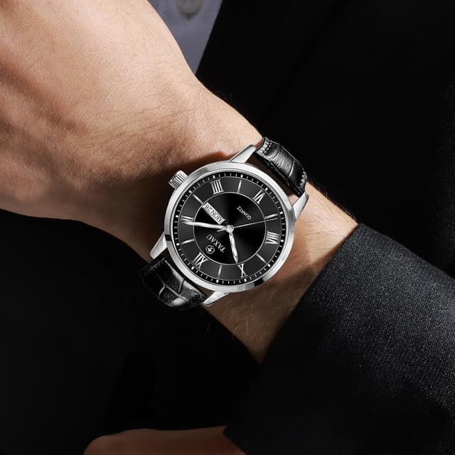 Detalle de Taxau Klassische Herren-Lederuhr mit Quarzwerk, analogem Zifferblatt und Datums-/Wochentagsanzeige