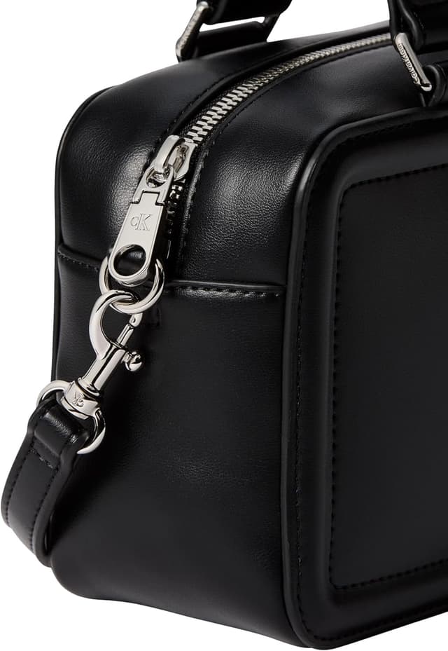 Detalle 2 de Calvin Klein Bold CK Bauletto Crossbody Taglia Unica