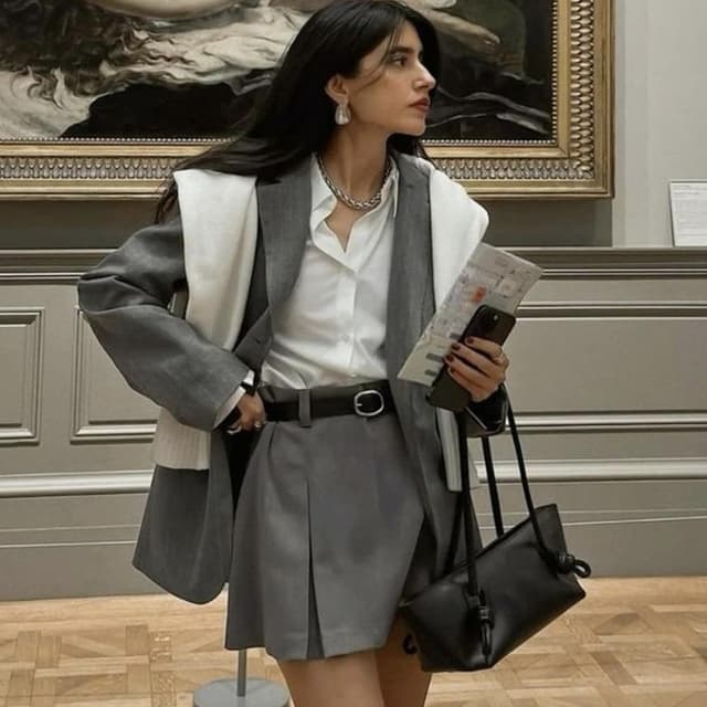 Detalle 2 de BOSTANTEN Ceinture femme en cuir noir à boucle ovale argentée, pour jeans, robes et pantalons