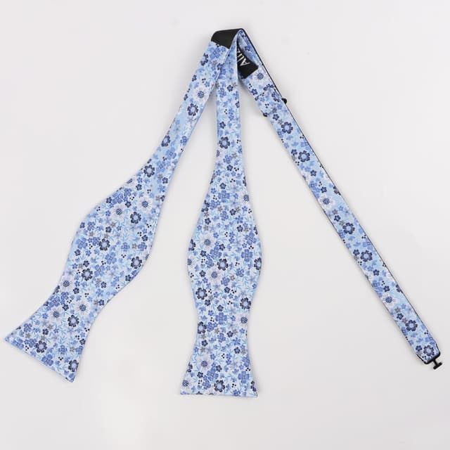 Detalle de Mens floral bow tie set with 24 cm pocket square