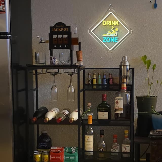 Detalle de SIGNSHIP Drink Zone Neon, 32 x 32 cm