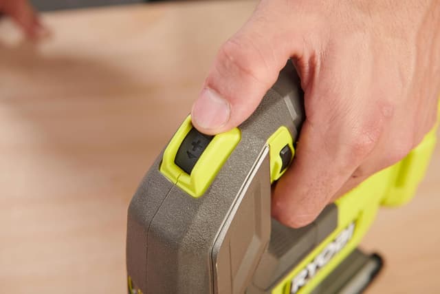 Detalle de Ryobi RJS18BL-0 18V ONE+ Brushless Cordless Jigsaw (Bare Tool) – for precise, tool-free bevel changes